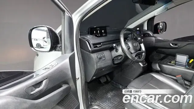 Hyundai Staria 2021 — Фото 11/20