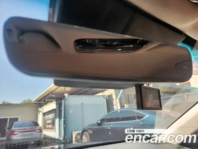 Hyundai Grandeur 2025 — Фото 8/18