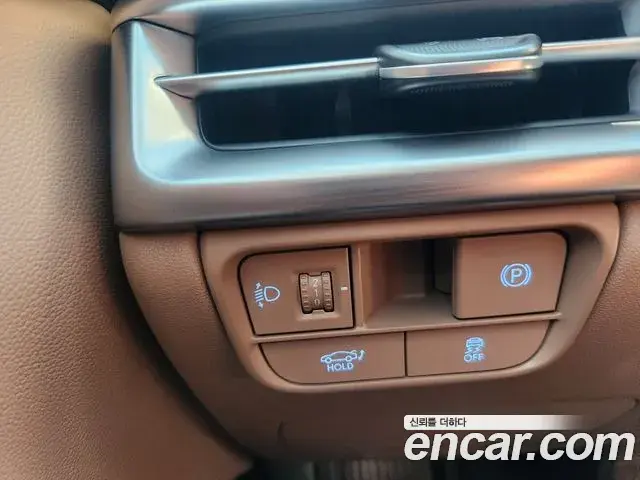 Hyundai Grandeur 2025 — Фото 10/18
