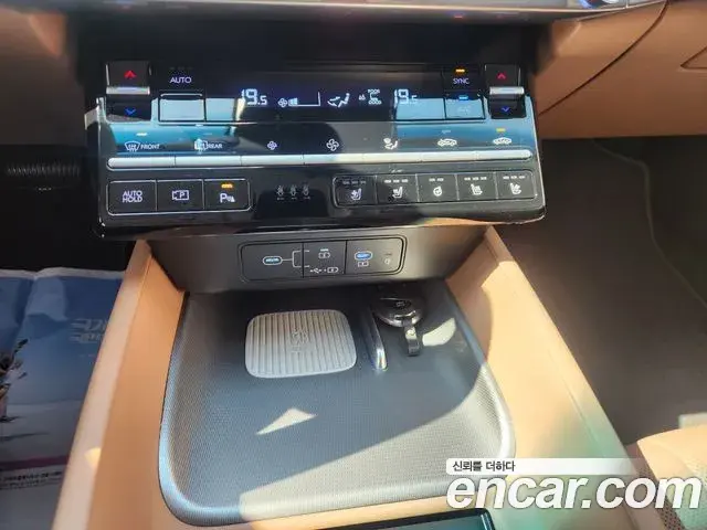 Hyundai Grandeur 2025 — Фото 11/18
