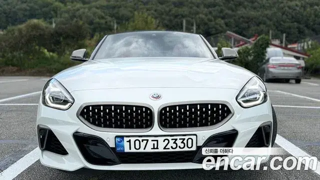 BMW Z4 2022 — Photo 2/20