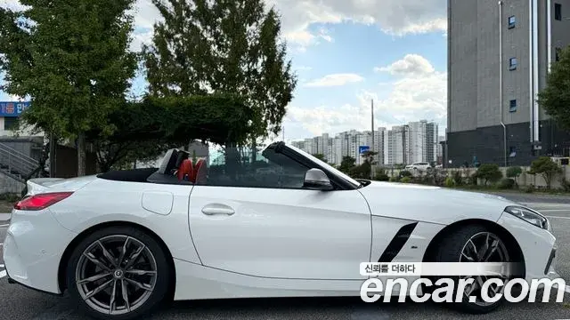BMW Z4 2022 — Photo 7/20