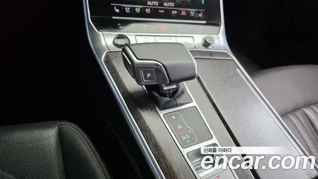 Audi A6 2021 — Şəkil 9/20