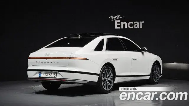 Hyundai Grandeur 2025 — Photo 2/20