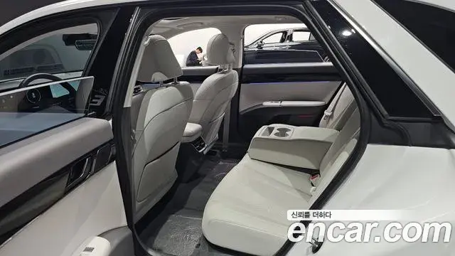Hyundai Grandeur 2025 — Photo 11/20