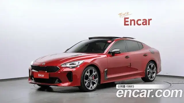 Kia Stinger 2018 — Photo 1/20