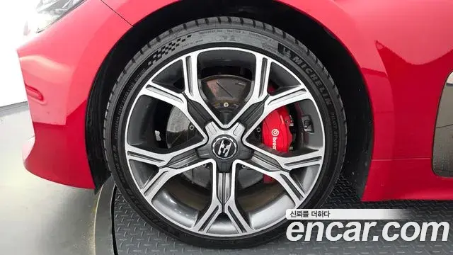 Kia Stinger 2018 — Photo 5/20