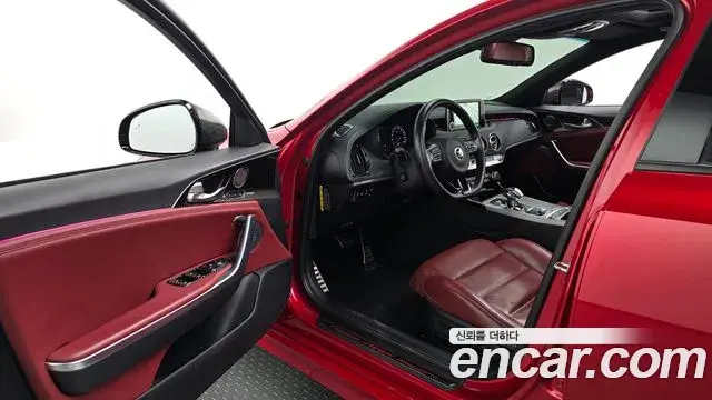 Kia Stinger 2018 — Photo 10/20
