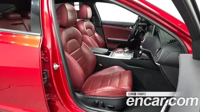 Kia Stinger 2018 — Photo 11/20