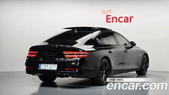 Genesis Electrified G80 2025 — Photo 1/20