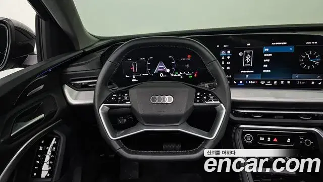 Audi Q5 2025 — Photo 12/20