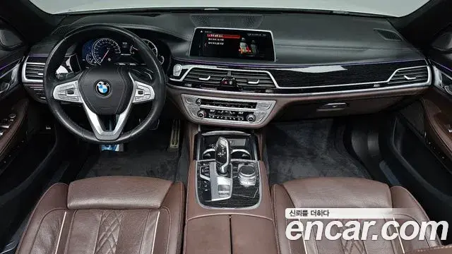 BMW 7 Series 2018 — Photo 7/20