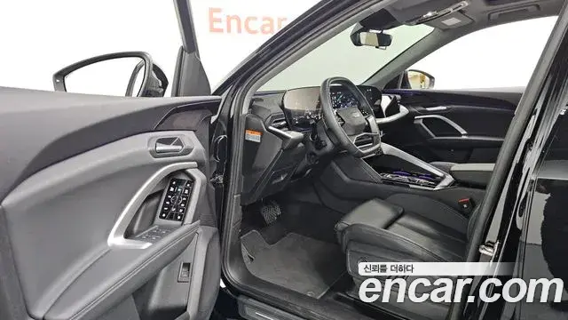 Audi Q5 2025 — Photo 10/20