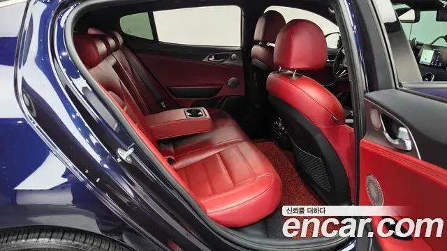 Kia Stinger 2019 — Photo 11/20