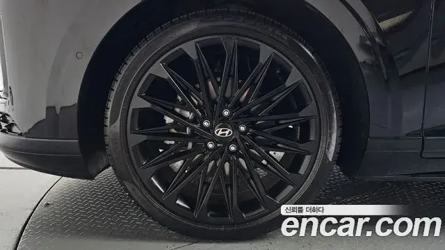 Hyundai Grandeur 2025 — Photo 5/20