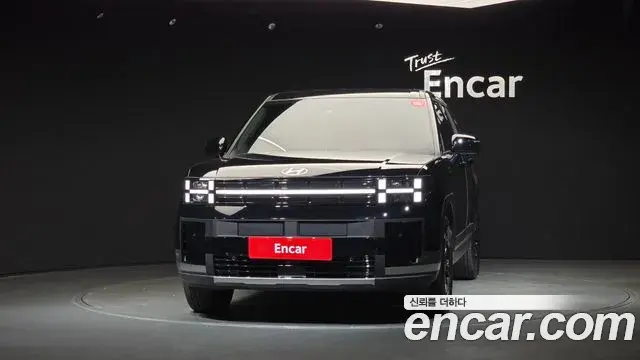 Hyundai Santa Fe 2025 — Photo 2/20