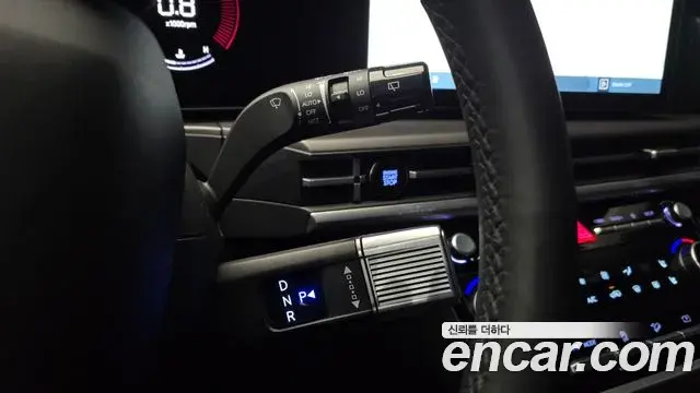Hyundai Santa Fe 2025 — Photo 7/20