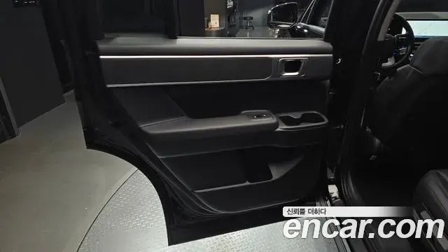 Hyundai Santa Fe 2025 — Photo 16/20