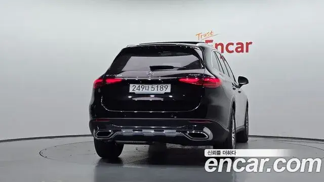 Mercedes-Benz GLC-Class 2026 — Photo 4/20