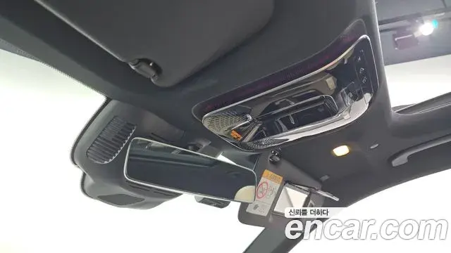 Mercedes-Benz GLC-Class 2026 — Photo 18/20