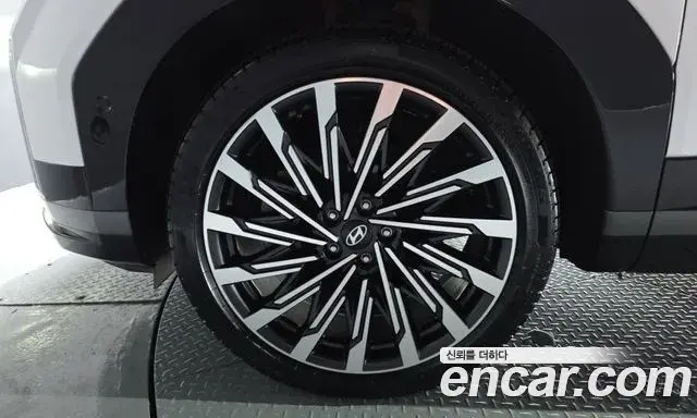 Hyundai Santa Fe 2023 — Şəkil 5/20