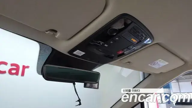 Kia Carnival 2025 — Photo 17/20