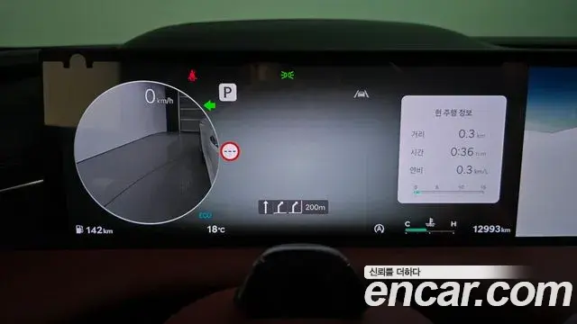 Genesis Electrified G80 2025 — Photo 8/20