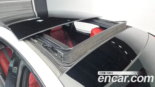 Genesis Electrified G80 2025 — Photo 19/20