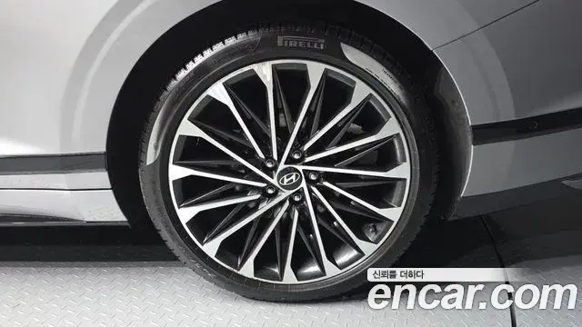 Hyundai Grandeur 2023 — Фото 5/20