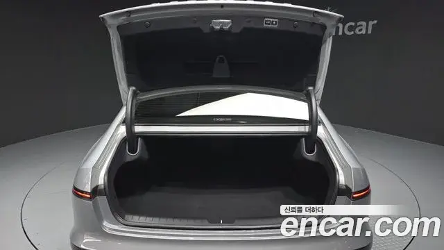 Hyundai Grandeur 2023 — Фото 20/20