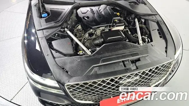 Genesis Electrified G80 2020 — Photo 6/20