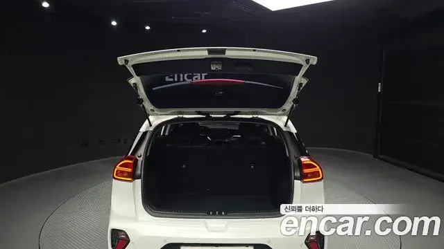 Kia Niro 2021 — Photo 20/20