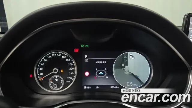 Genesis Electrified G80 2022 — Photo 8/20
