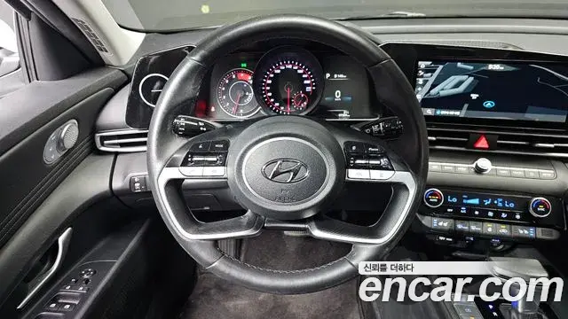 Hyundai Avante 2021 — Photo 13/20