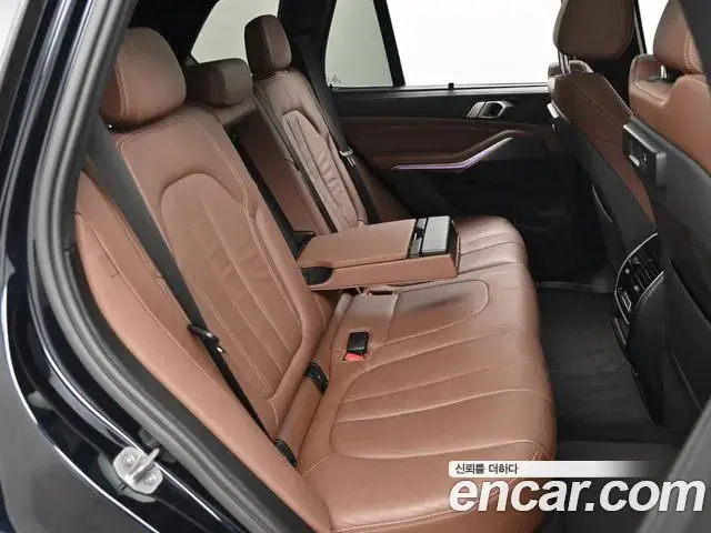 BMW X5 2022 — Фото 11/20