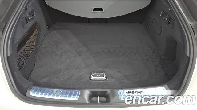 Mercedes-Benz GLC-Class 2025 — Фото 16/20