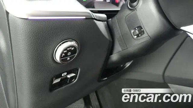 Mercedes-Benz GLC-Class 2025 — Фото 18/20
