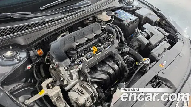 Hyundai Avante 2022 — Photo 6/20