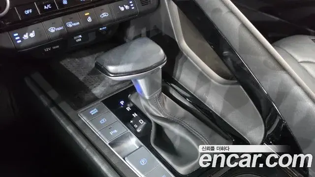 Hyundai Avante 2022 — Photo 9/20