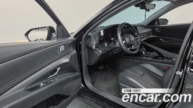 Hyundai Avante 2022 — Photo 10/20