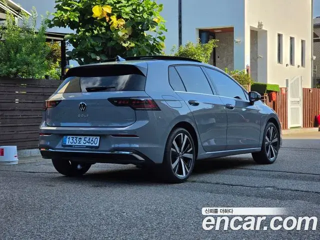 Volkswagen Golf 2026 — Photo 3/20