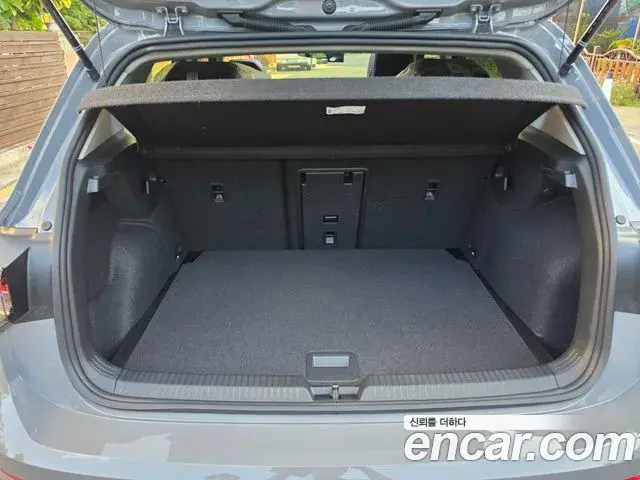 Volkswagen Golf 2026 — Photo 19/20