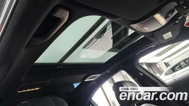 Mercedes-Benz S-Class 2019 — Photo 17/20