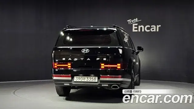 Hyundai Santa Fe 2023 — Photo 4/20