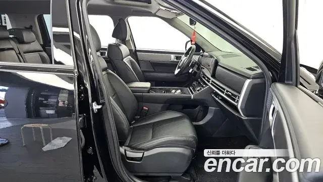 Hyundai Santa Fe 2023 — Photo 11/20