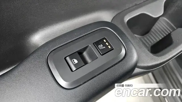 Hyundai Santa Fe 2023 — Photo 19/20