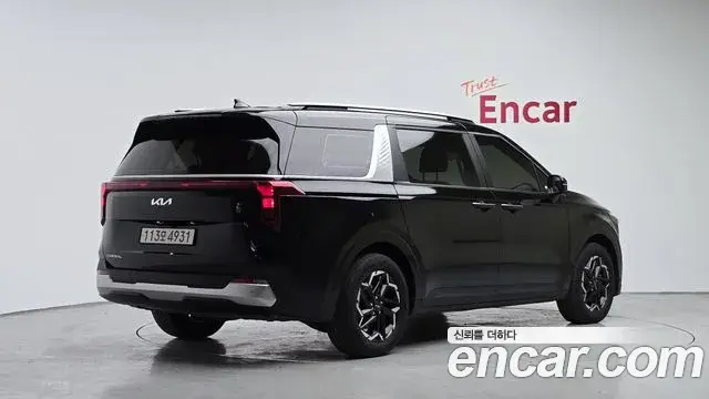 Kia Carnival 2025 — Фото 2/20