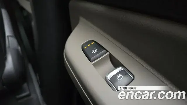 Kia Carnival 2025 — Фото 19/20