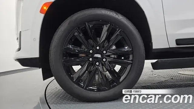 Cadillac Escalade 2024 — Photo 10/35