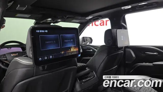 Cadillac Escalade 2024 — Photo 28/35